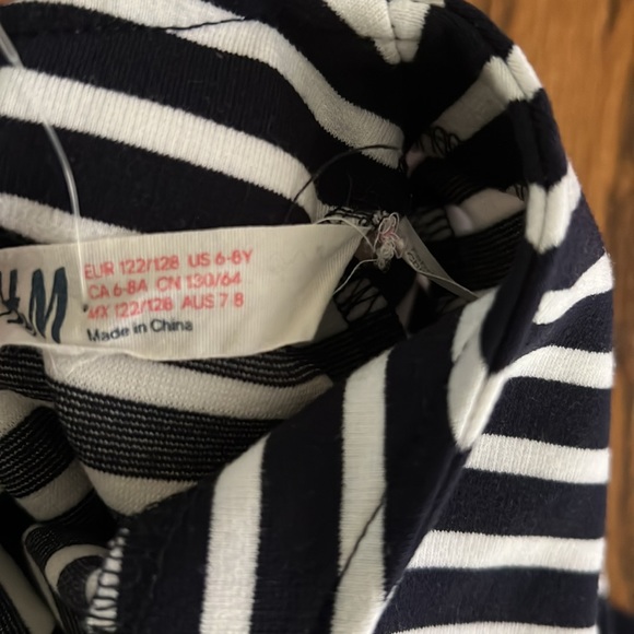 H&M Girls Stripes Peplum Dress Size 6-8yrs - Picture 7 of 9